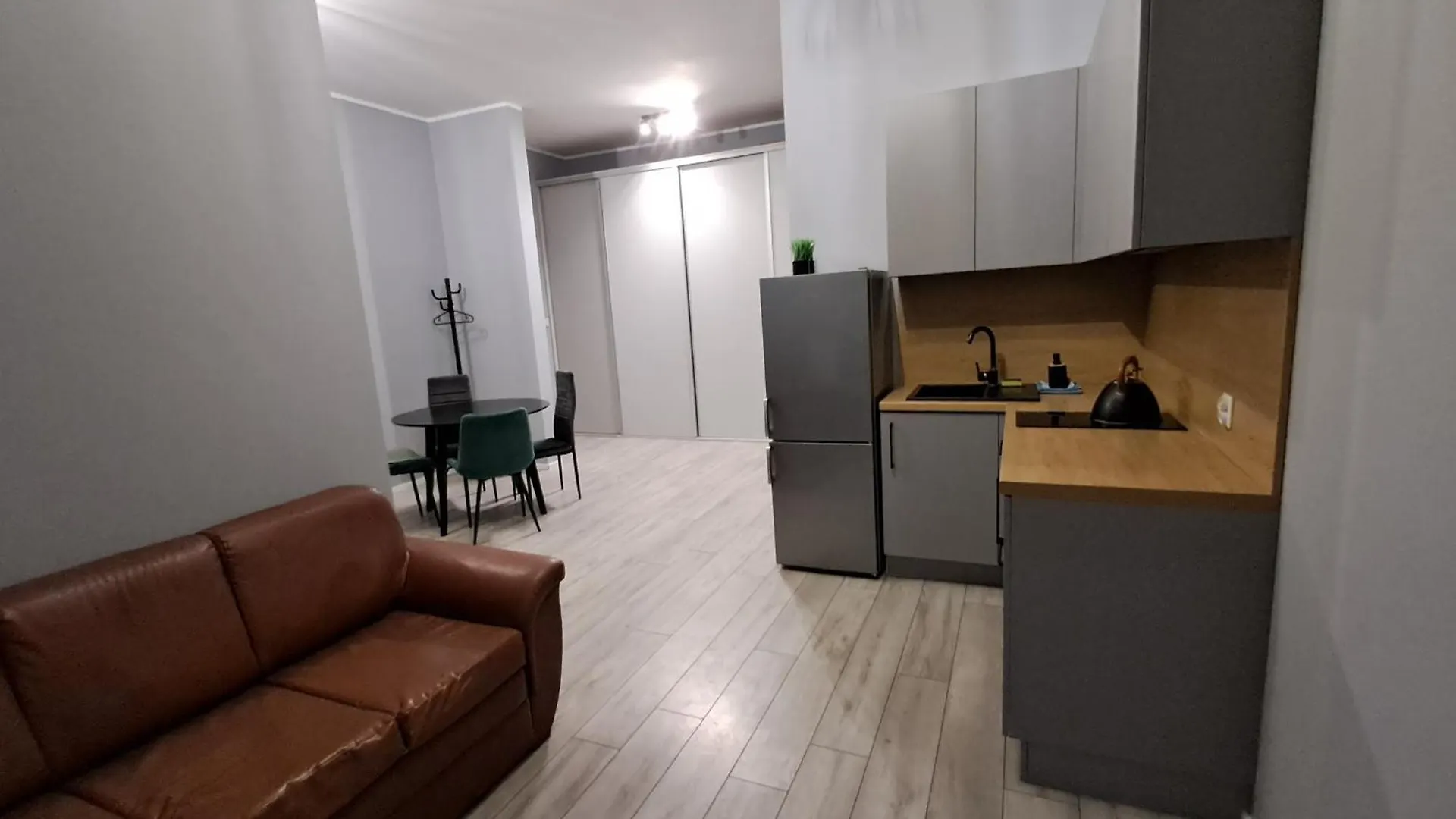 Διαμέρισμα Mieszkanie Ptasia 20 Obok Stadionu I Lotniska Z Darmowym Parkingiem -Self Check In Πόζναν